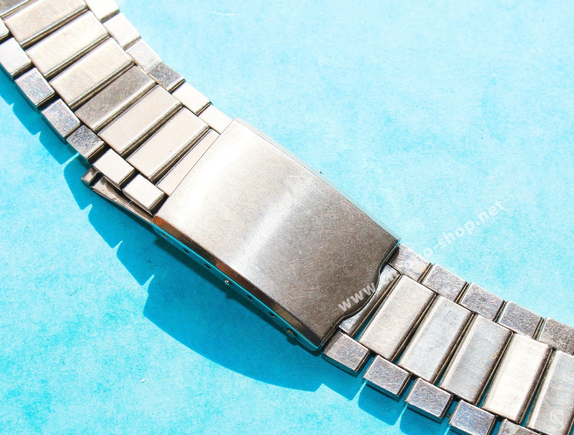 omega speedmaster stainless steel bracelet