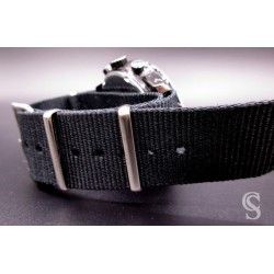 BRACELET MONTRES NATO NYLON KAKI MILITAIRE G-10 MILITAIRE 22mm BREITLING,IWC,ZENITH,PATEK,TAG HEUER,OMEGA