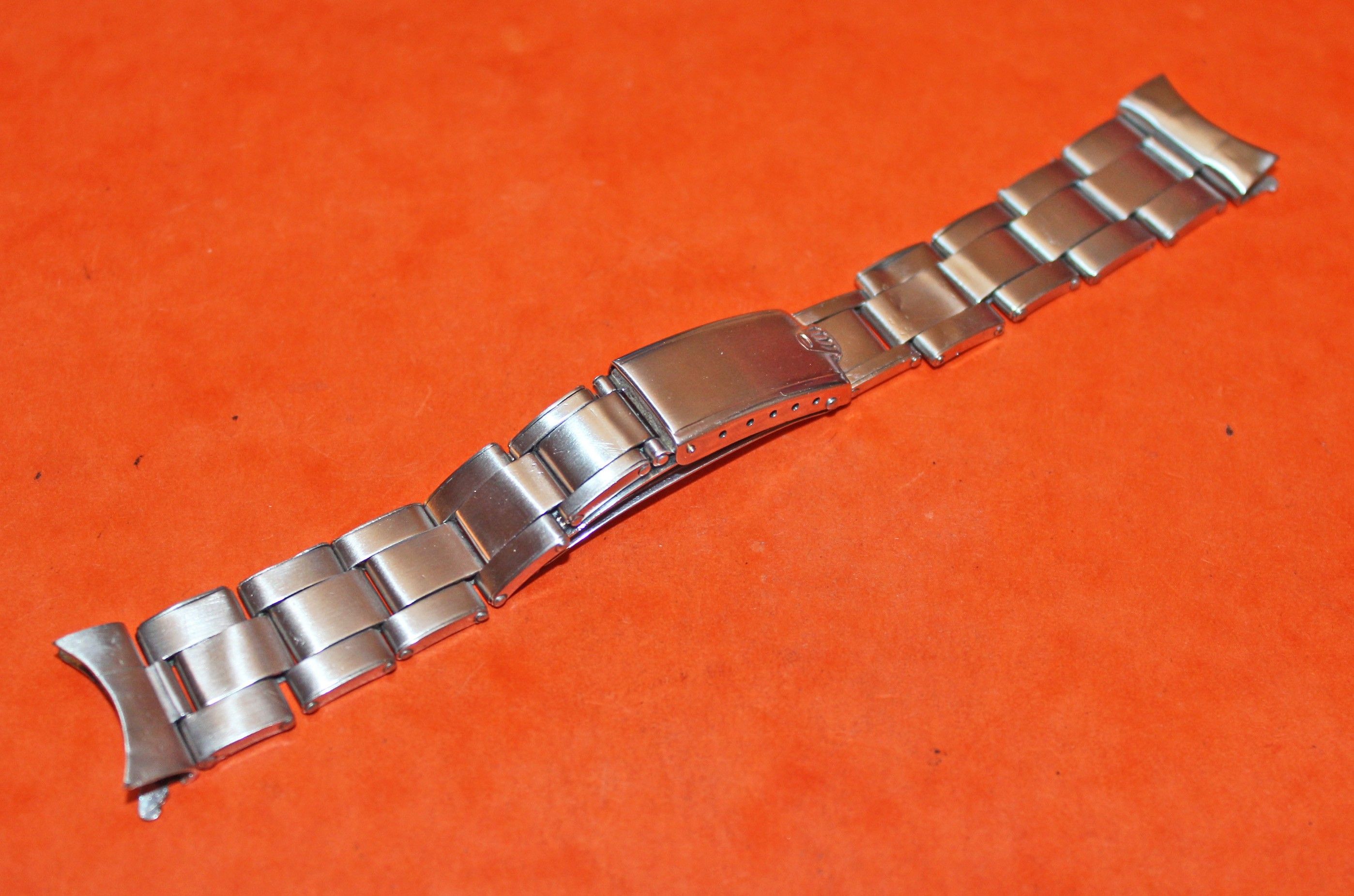 riveted oyster bracelet