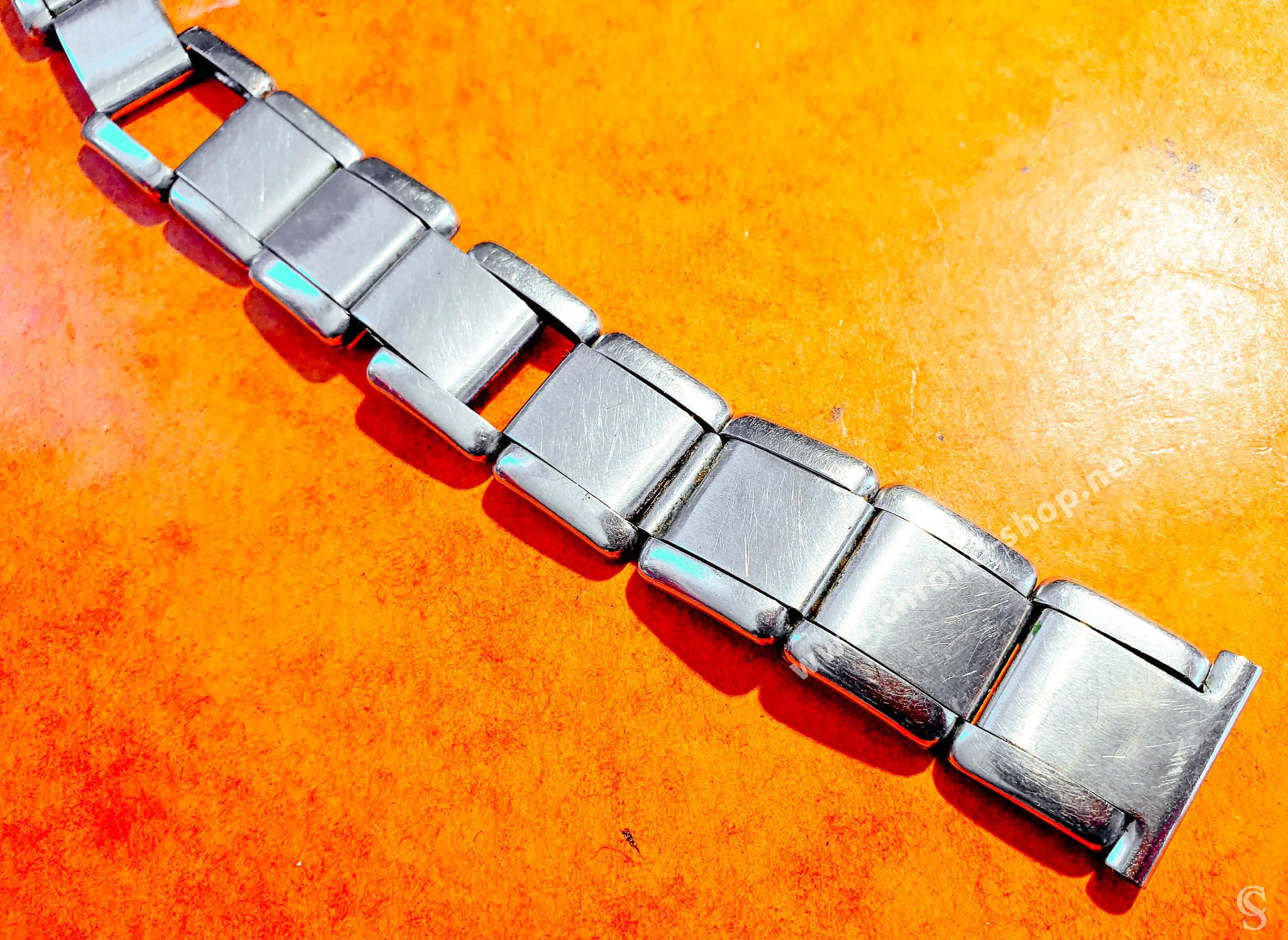 Expandable band deals