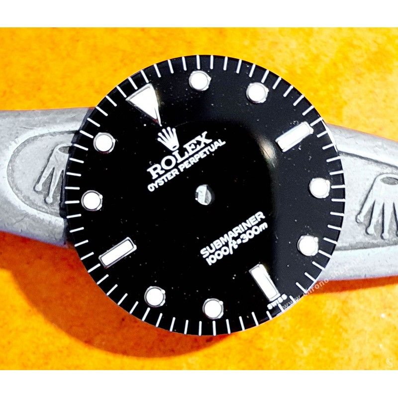 Rolex Rare No Date Submariner Luminova SWISS MADE Black Watch Dial Model 14060, 14060M cal 3000