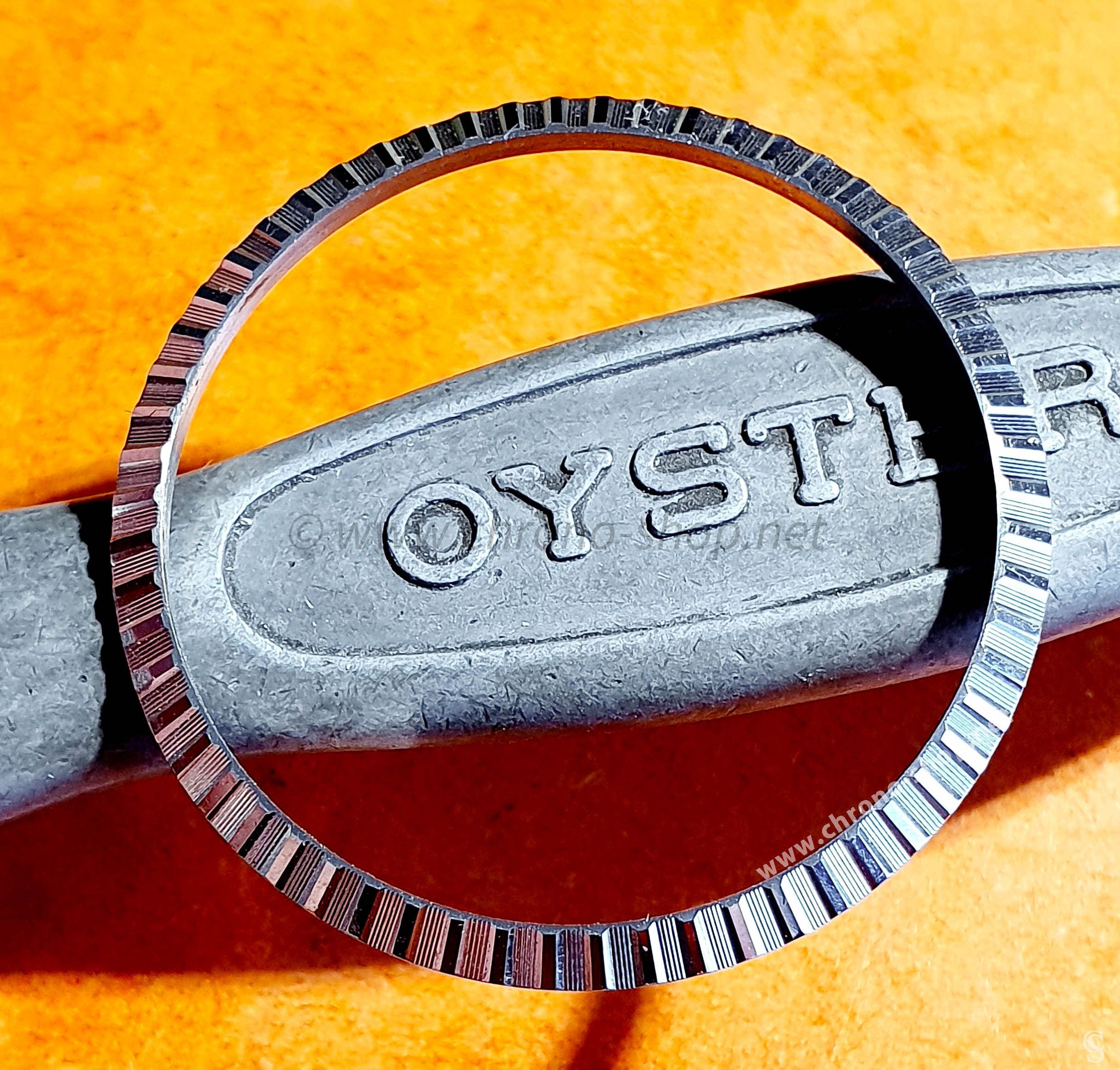 GENUINE MENS ROLEX DATEJUST 16220 ENGINE TURNED BEZEL FLUTED Stainless