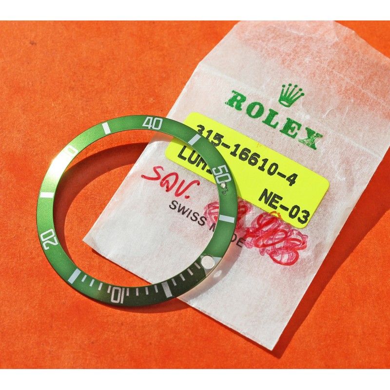 ♛ Rare Original Rolex Submariner 16610 LV Green bezel insert Stainless Steel Faded color ♛