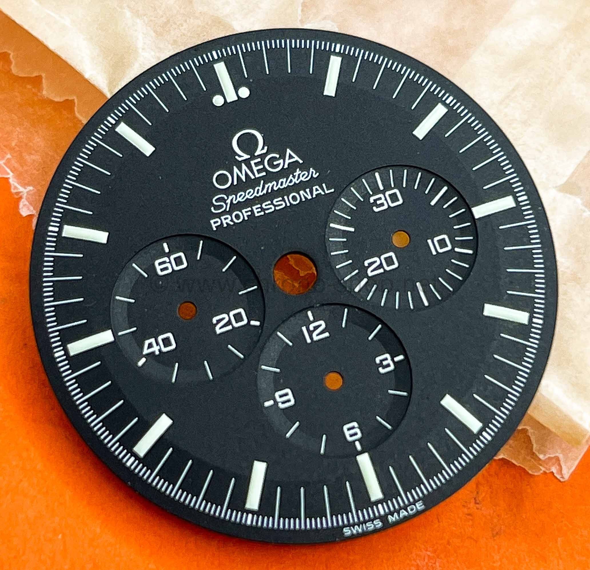 Omega Factory SPEEDMASTER Professional Watch Dial 145012, 3570 Cal.861, 1861 Luminova signed SINGER