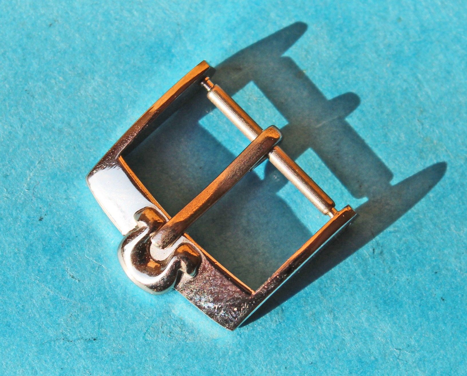 Buckle omega on sale