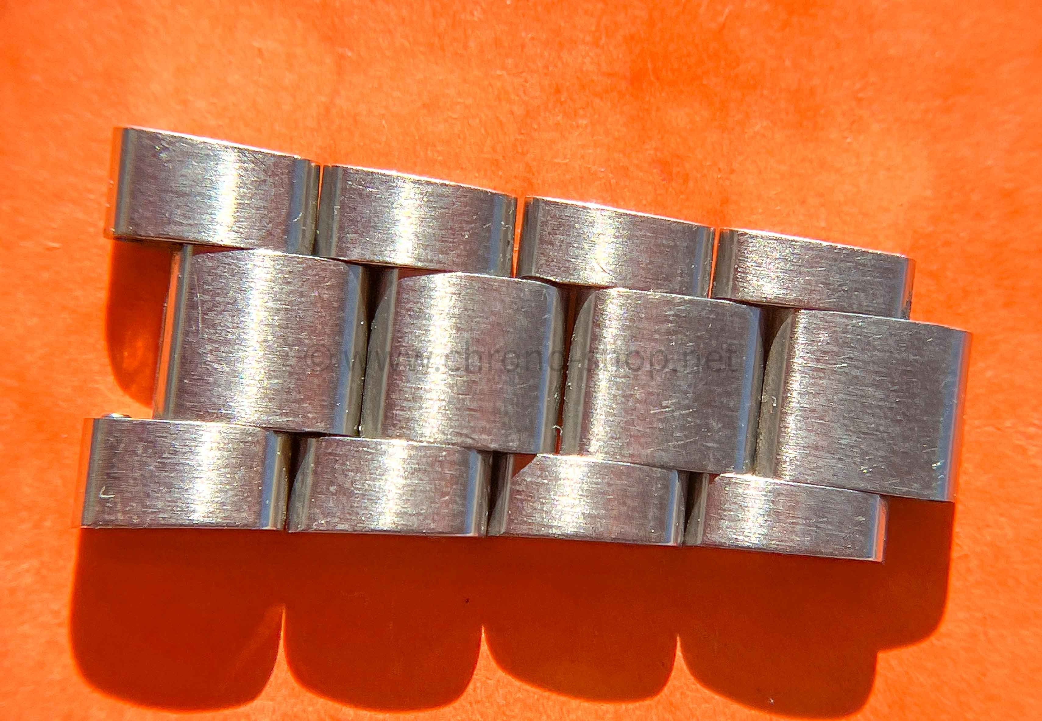 4 Pcs Set Copper Magnetic Bracelet Designer 100% Pure Metal Pain Relief Bracelet  Wholesale at Rs 120/piece | तांबे का ब्रेसलेट in Sambhal | ID: 20353984033