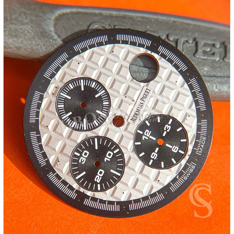Audemars Piguet accessoire montres Royal Oak Offshore Chronograph 44mm 26400IO.OO.A004CA.01 Cadran Panda noir et Blanc