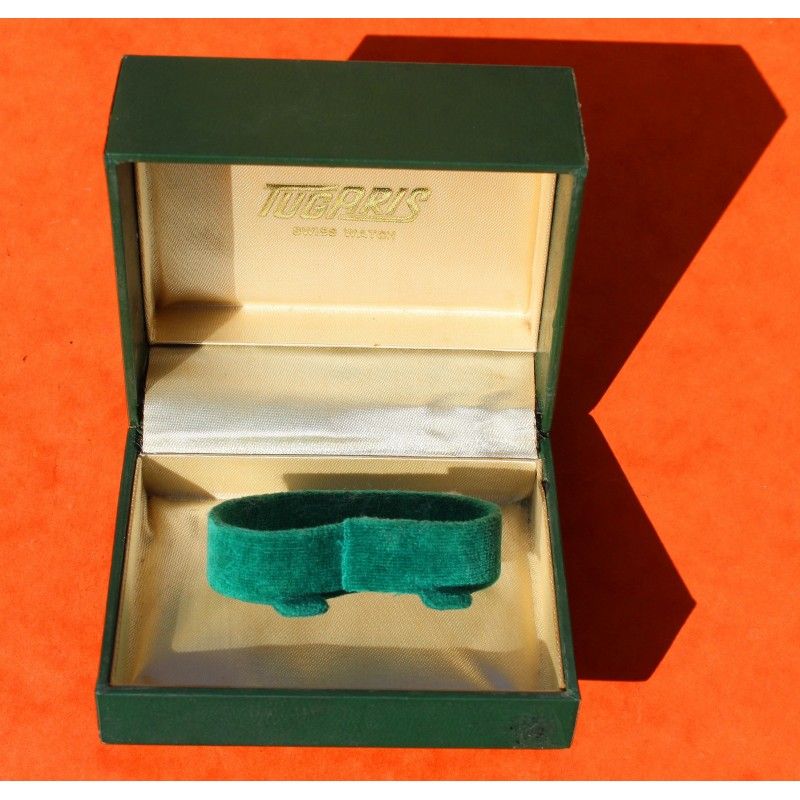 COLLECTIBLE VINTAGE TUGARIS WATCH BOXSET 60's GREEN LEATHER STORAGE CASE WATCHES COLLECTIBLE VINTAGE TUGARIS WATCH BOXSET 60's GREEN LEATHER STORAGE CASE WATCHES