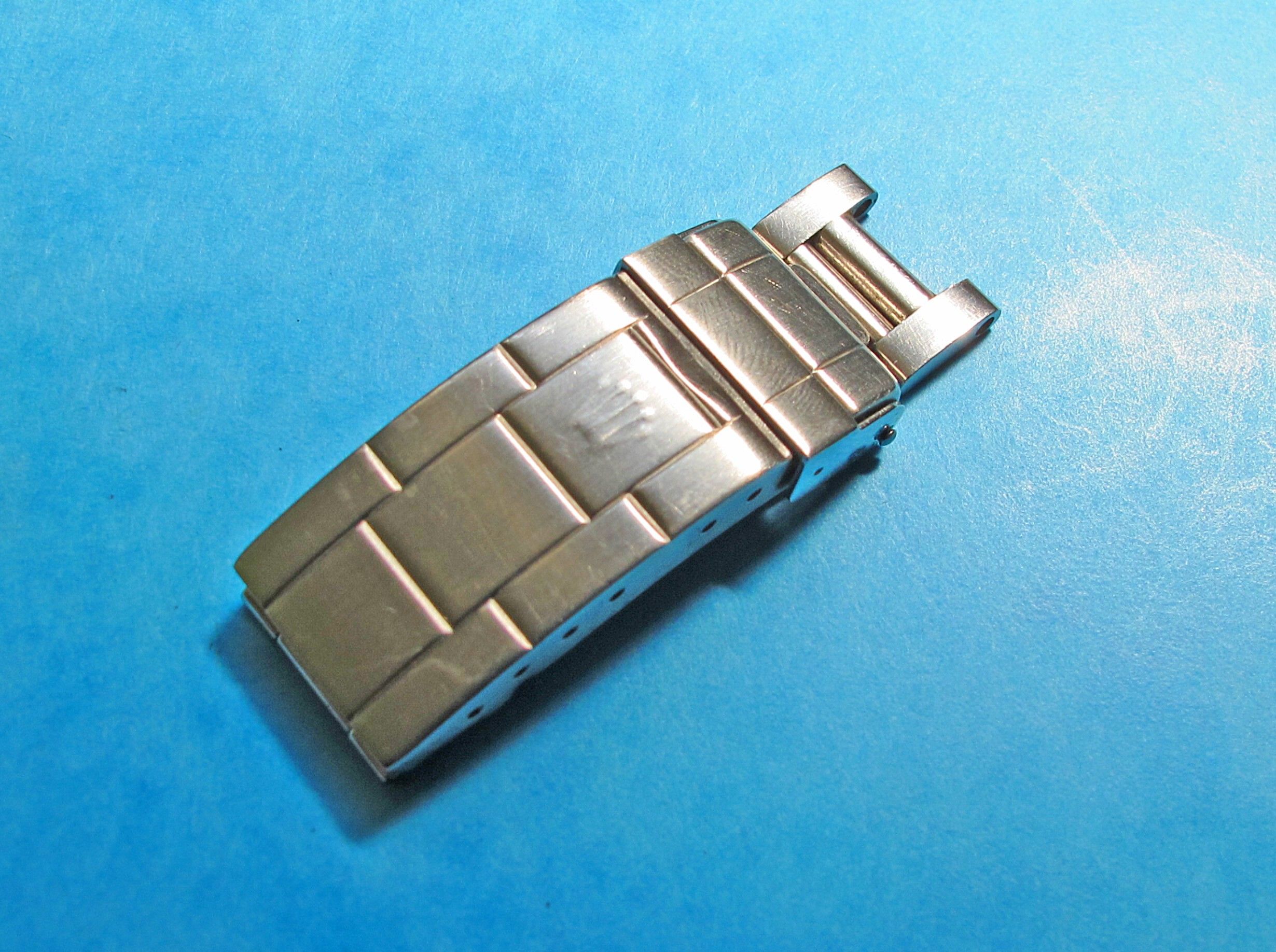 Submariner clasp hotsell