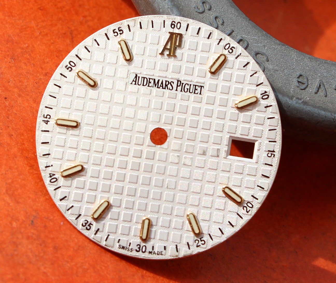 Catalogue Vintage Audemars Piguet Binder Noir - État Correct, Collection Horlogère