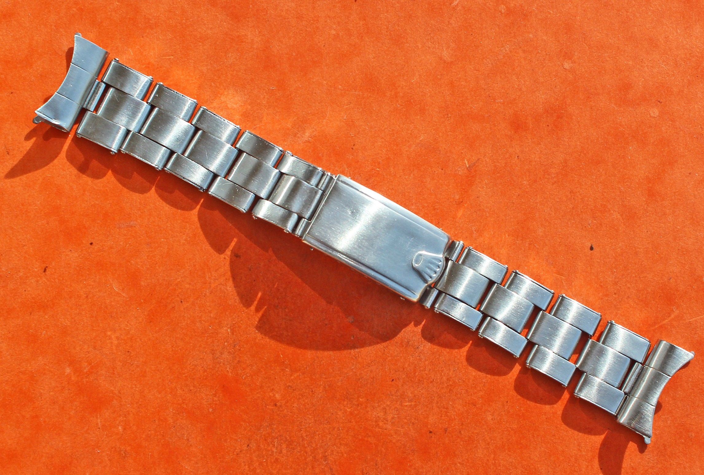 14 Types of Watch Straps That Are Worth Knowing