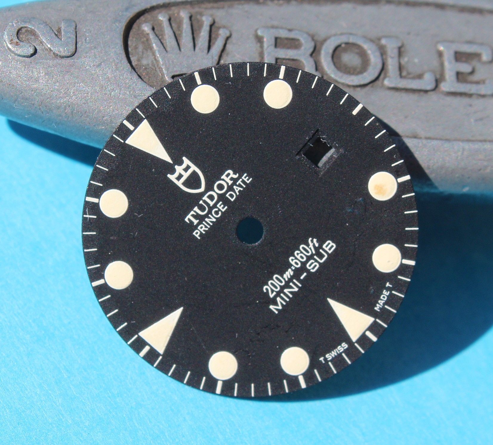 Tudor submariner dial hotsell