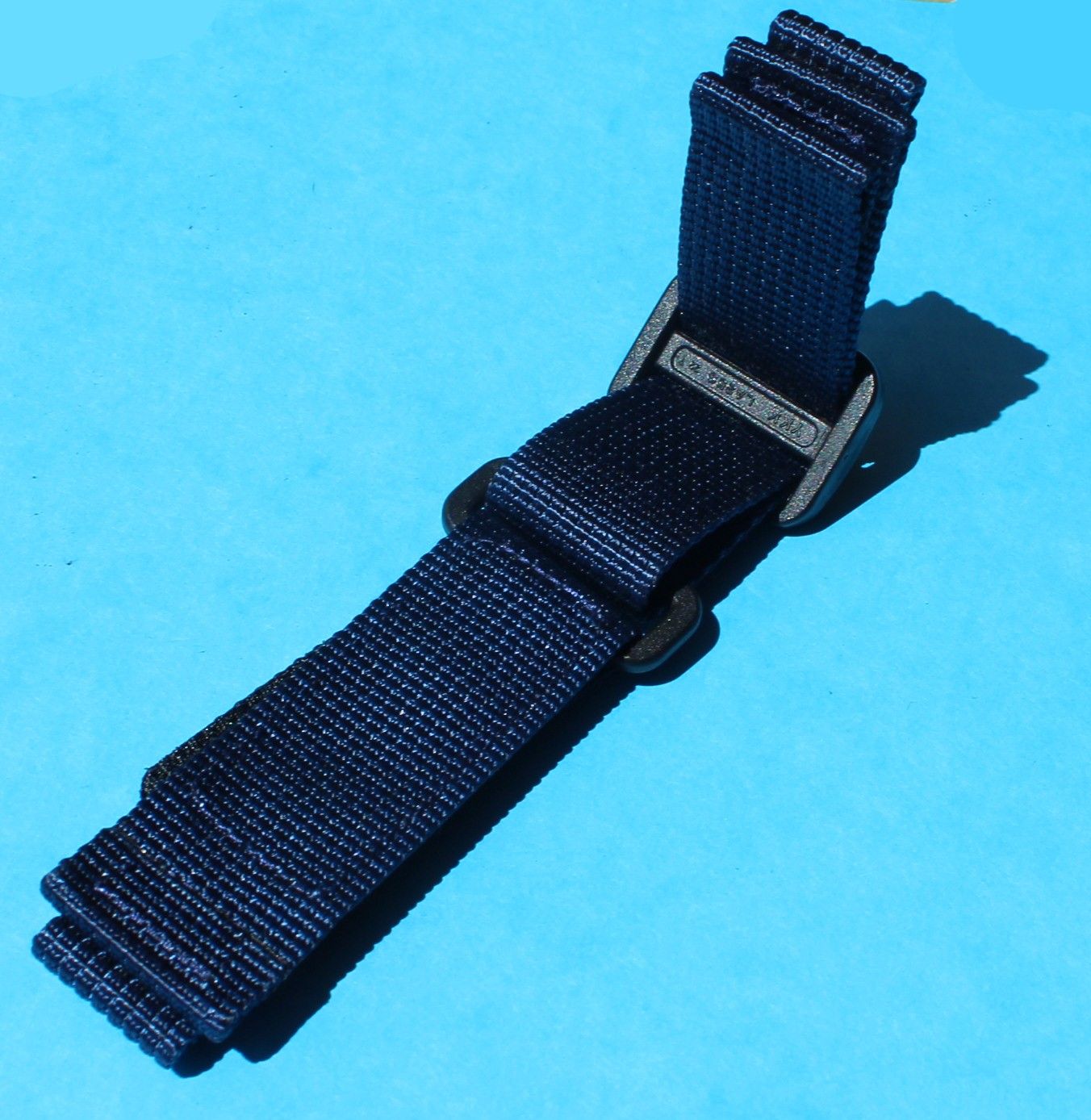 Inexpensive Elegance Nylon 26 mm Watch Wristband COL-VET-MEM_K0033971