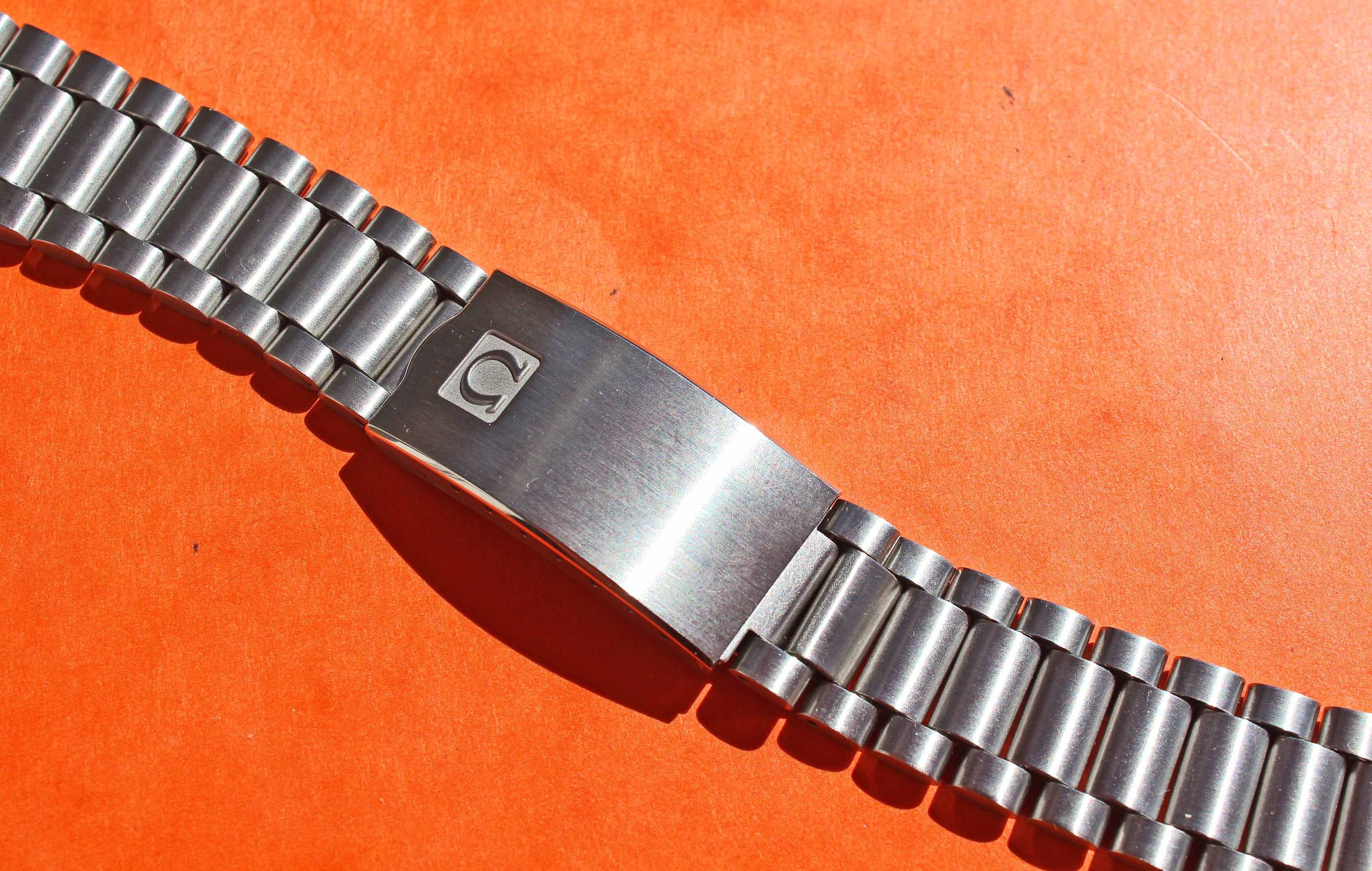 speedmaster steel bracelet