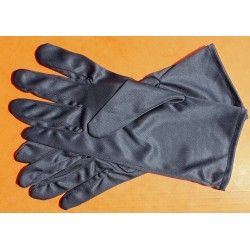 PAIR OF BREITLING POLISHING GLOVES FOR WATCH PROFESSIONALS