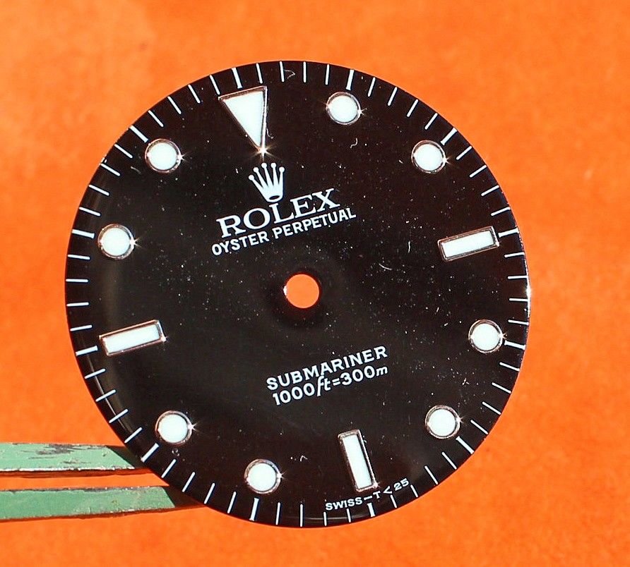 Rolex Submariner No Date part Black Luminova Glossy Dial Oyster 14060, 14060M Cal 3000