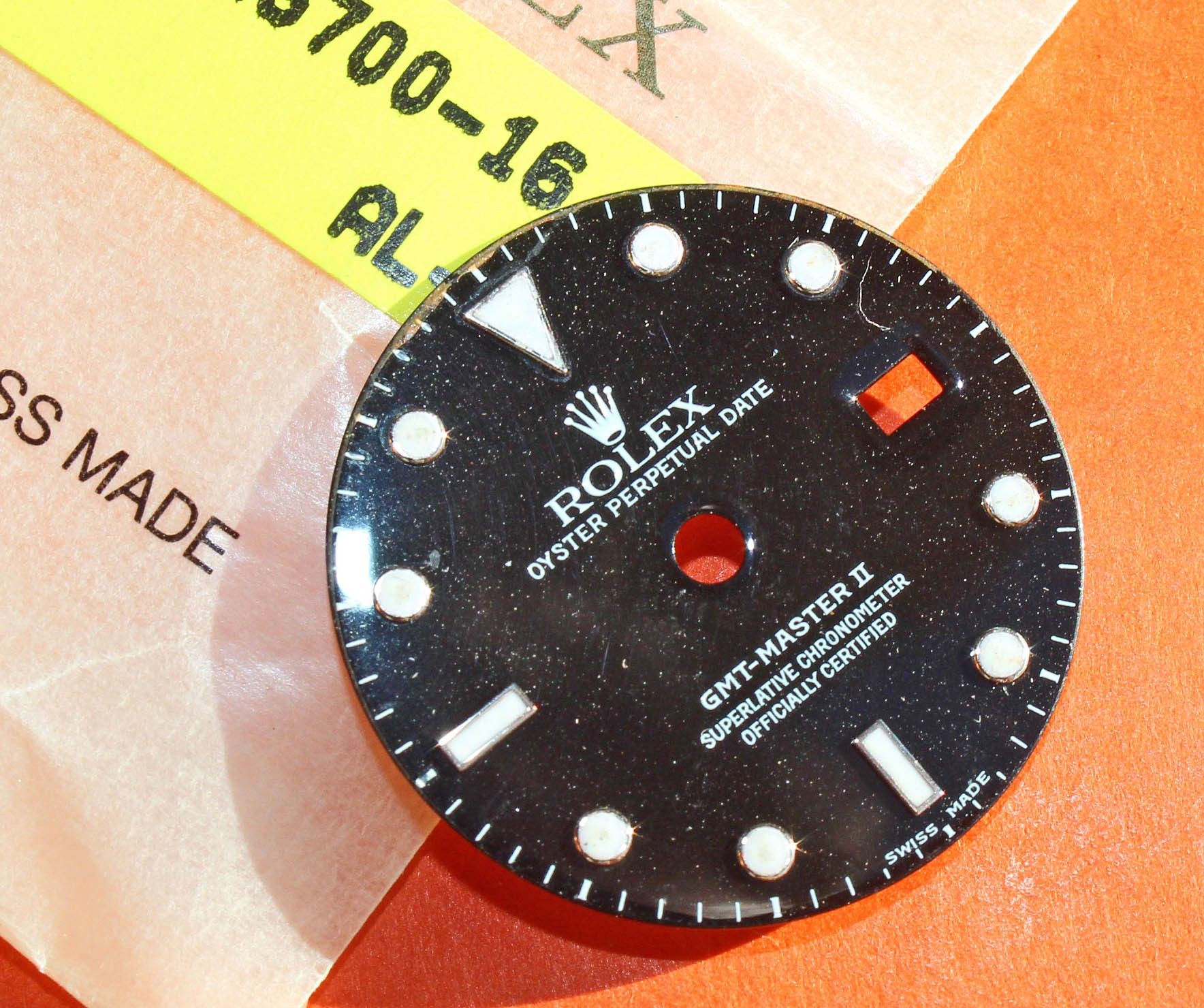 gmt master dial