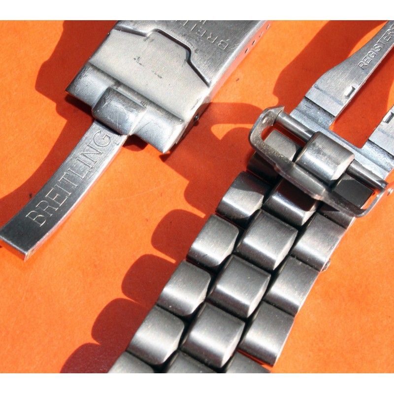WTS] Breitling Aerospace, F65062, Titanium/18kt gold case and bracelet plus  Breitling rubber strap : r/Watchexchange
