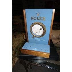 Rolex accessoires & goodies Lettre L presentoir, ecrin, décoration distributeurs 