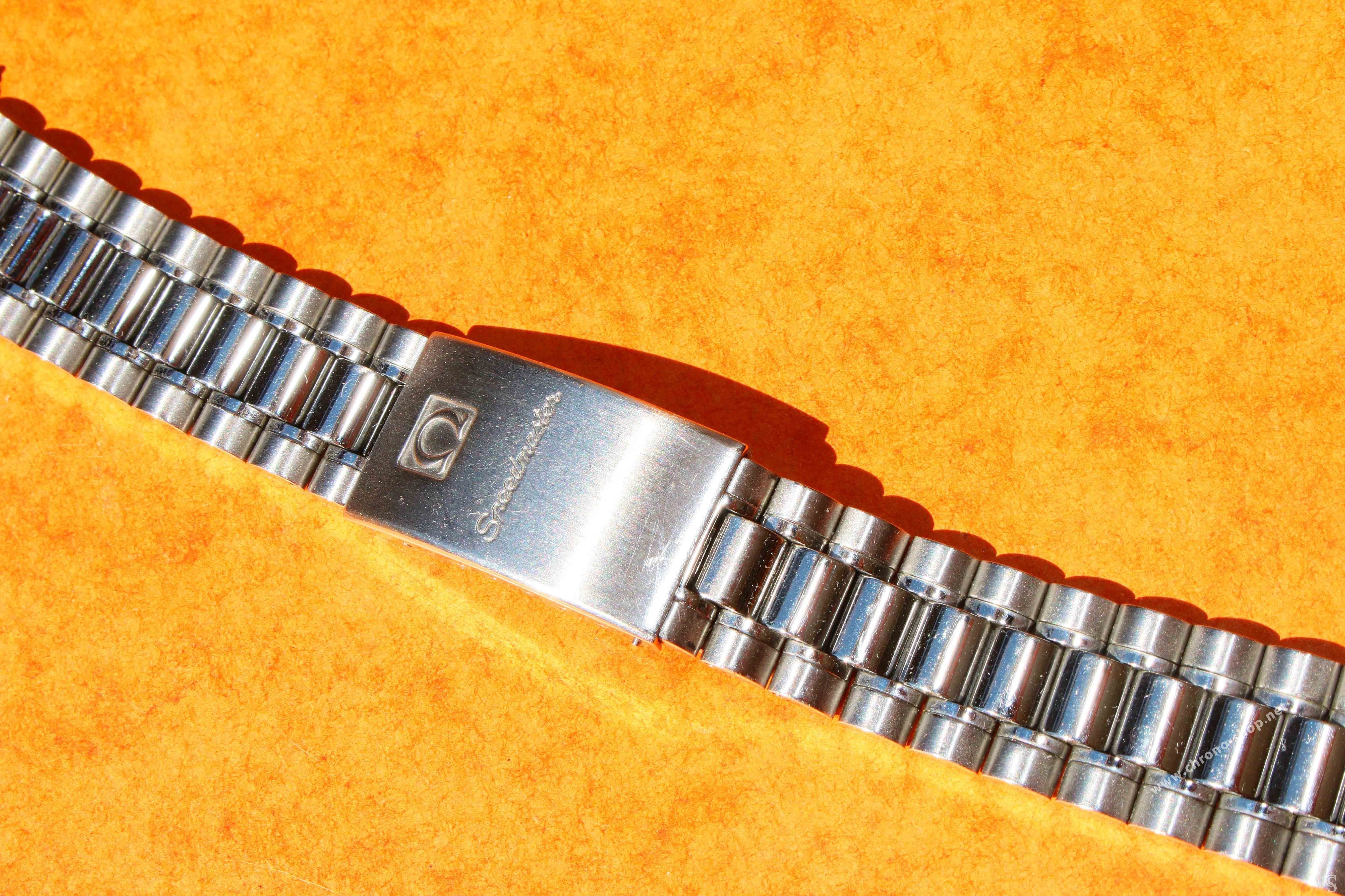 omega speedmaster gold bracelet