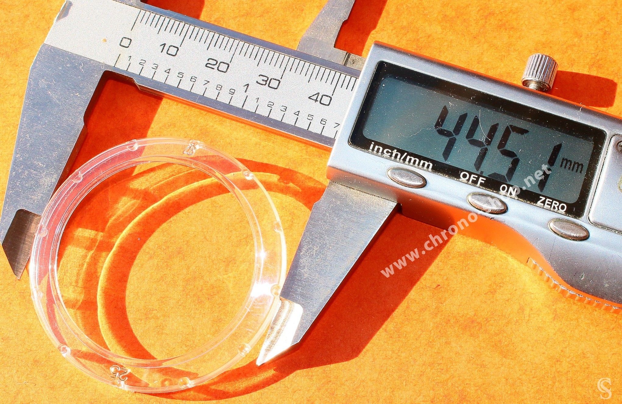 Genuine BREITLING Wrist Watch Clear Plastic Bezel Protector Cover