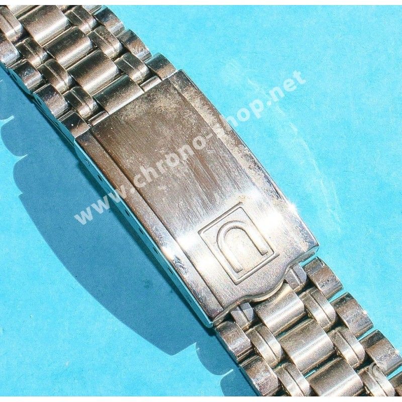 UNIVERSAL GENEVE Rare 1971 Vintage Bracelet Acier 19mm Montres calendar chronograph Tri compax ref 881102/02, 881.101/03